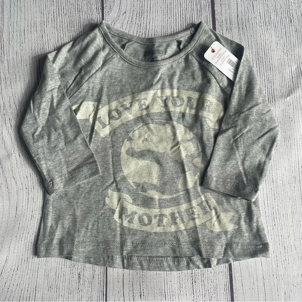 Gymboree Grey Love Your Mother Earth Tee size 6-12 months